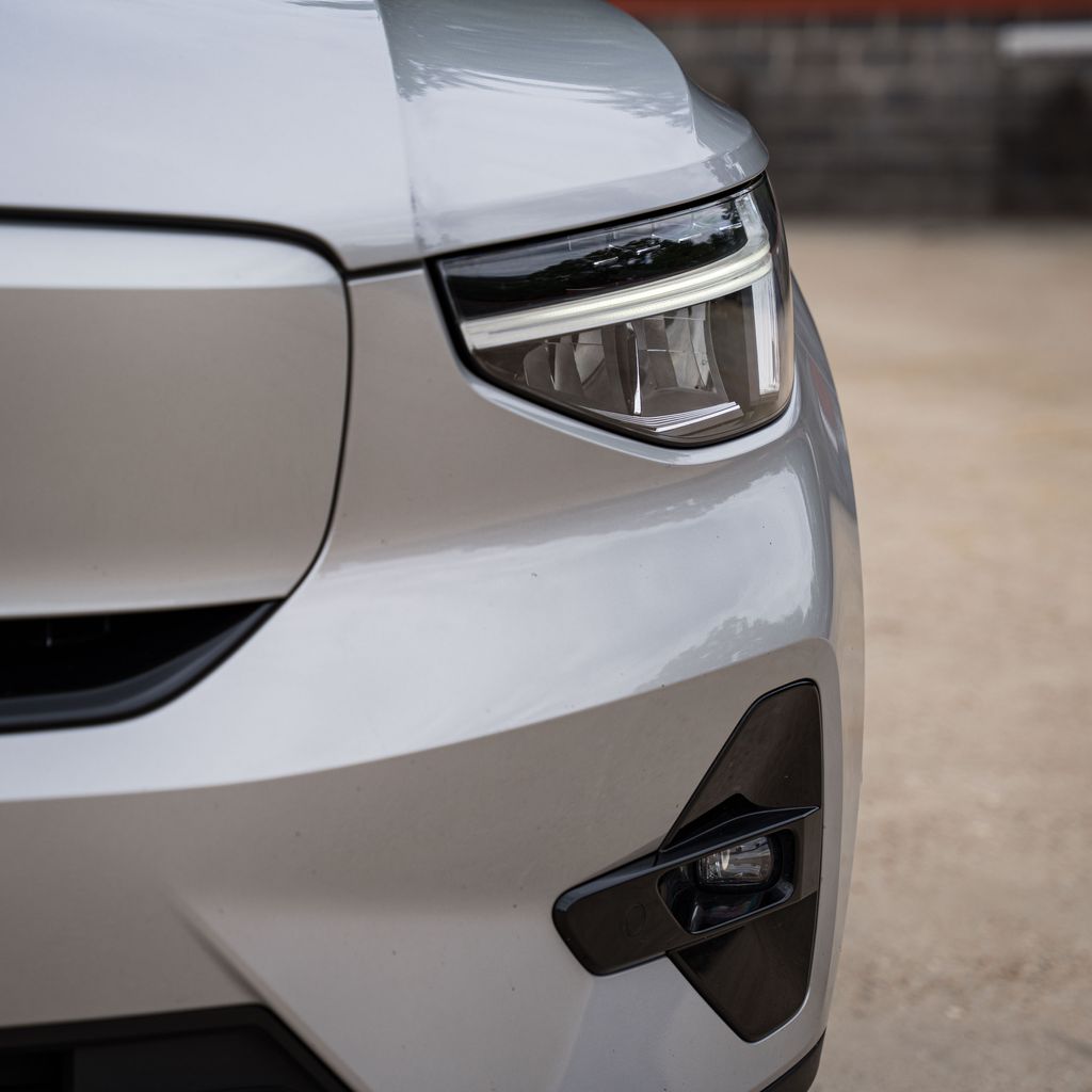 2023 Volvo C40 Recharge Pure Electric Plus Image 3 of 30