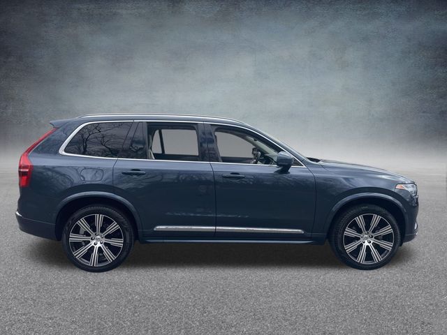 2023 Volvo XC90 Ultimate Image 4 of 36