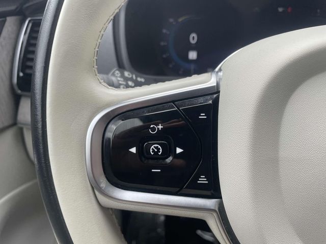 2023 Volvo XC90 Ultimate Image 33 of 36