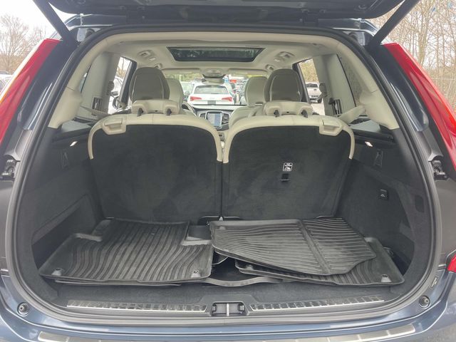 2023 Volvo XC90 Ultimate Image 11 of 36