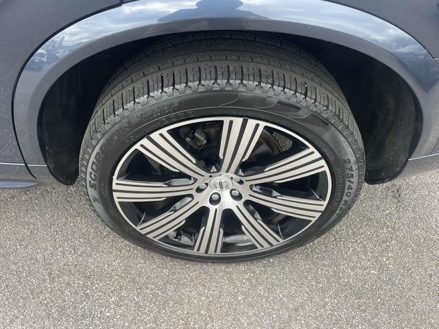 2023 Volvo XC90 Ultimate Image 14 of 36