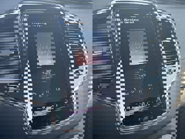 2023 Volvo XC90 Ultimate Image 20 of 34