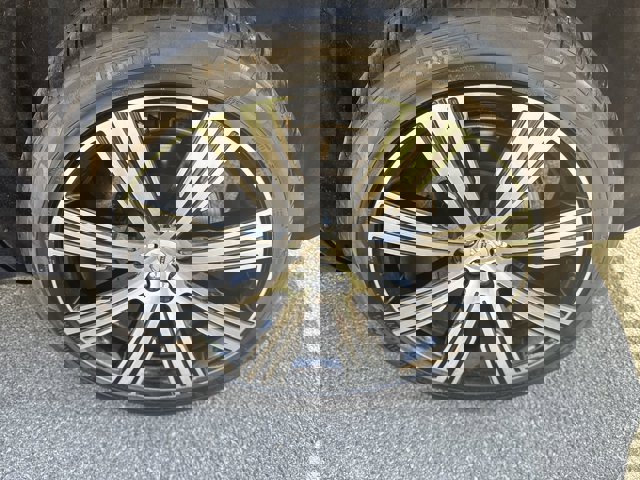 2023 Volvo XC90 Ultimate Image 10 of 34