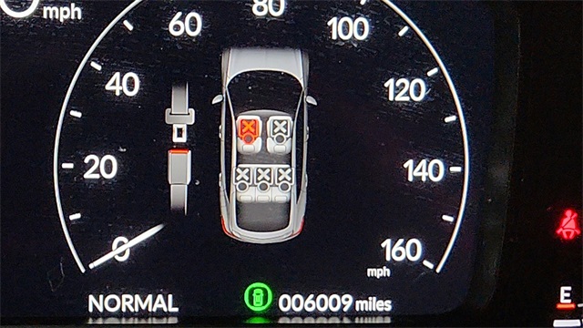 Vehicle image 13 of 27