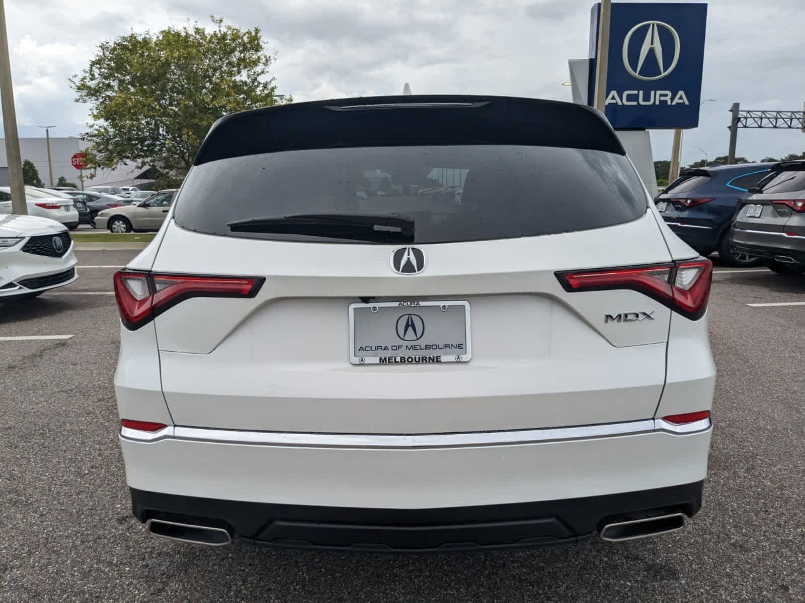 Vehicle image 11 of 60