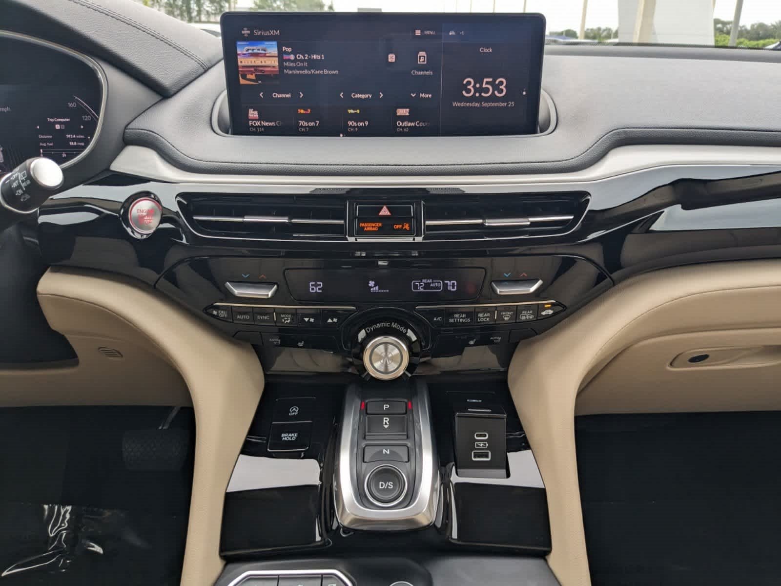 Vehicle image 22 of 60