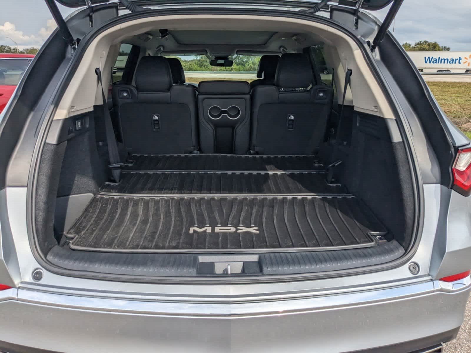 Vehicle image 21 of 64