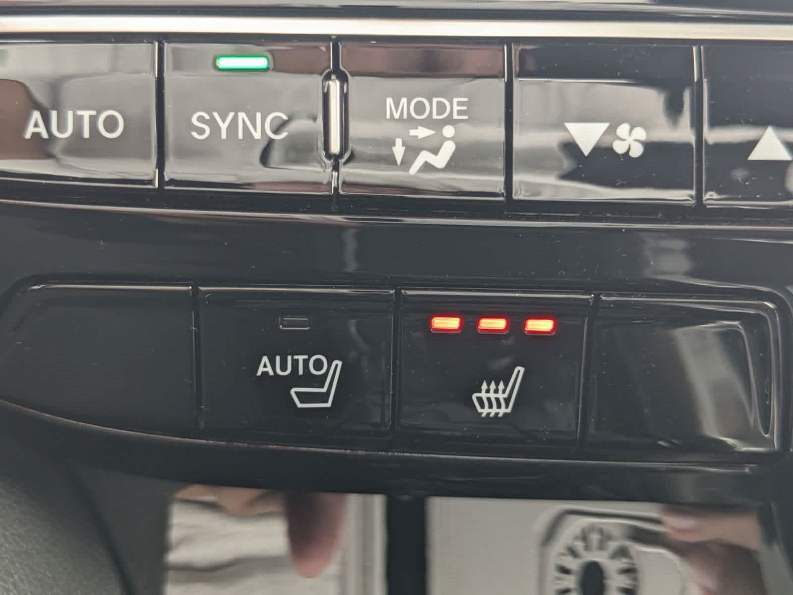Vehicle image 38 of 64