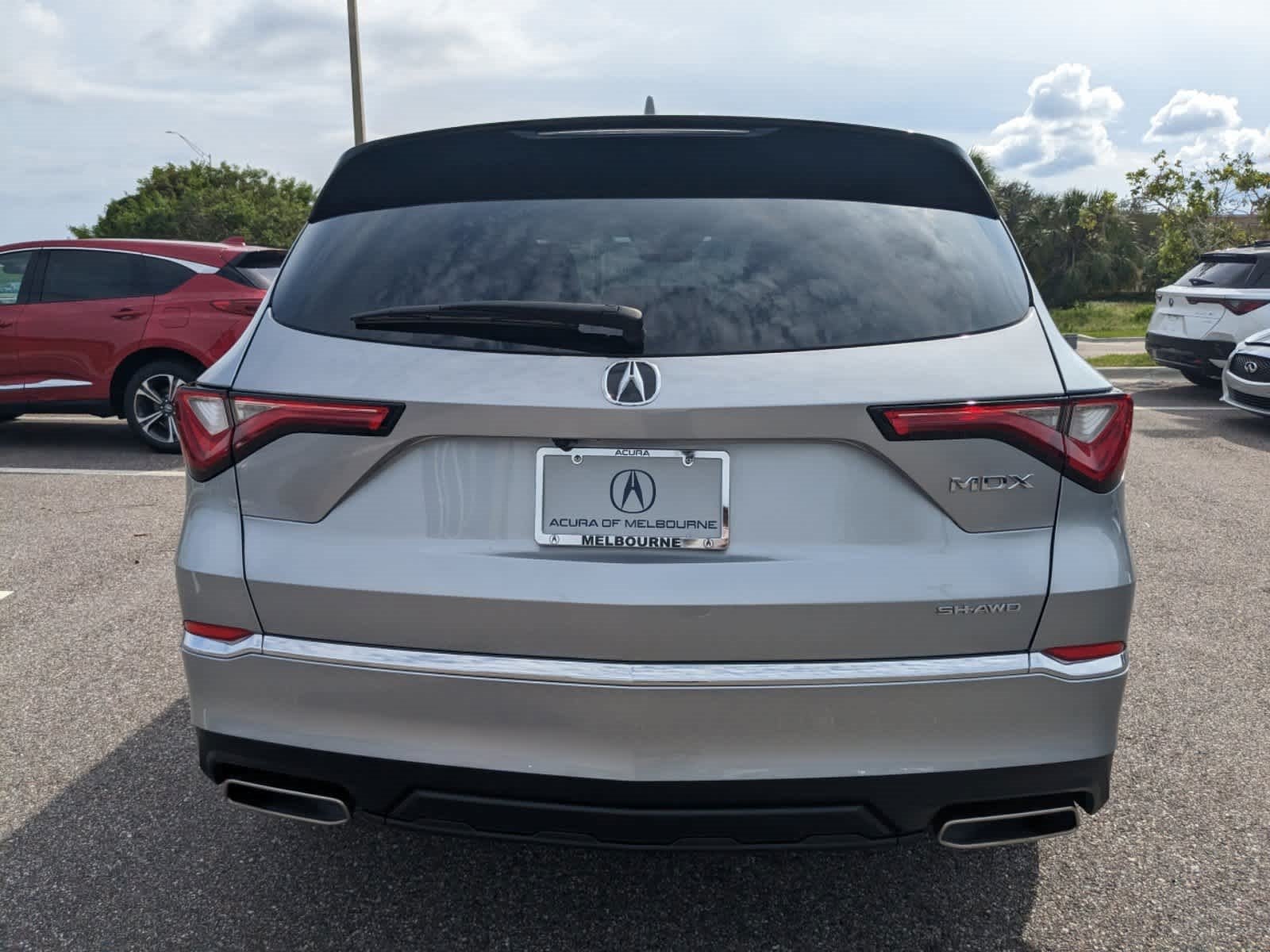 Vehicle image 11 of 64