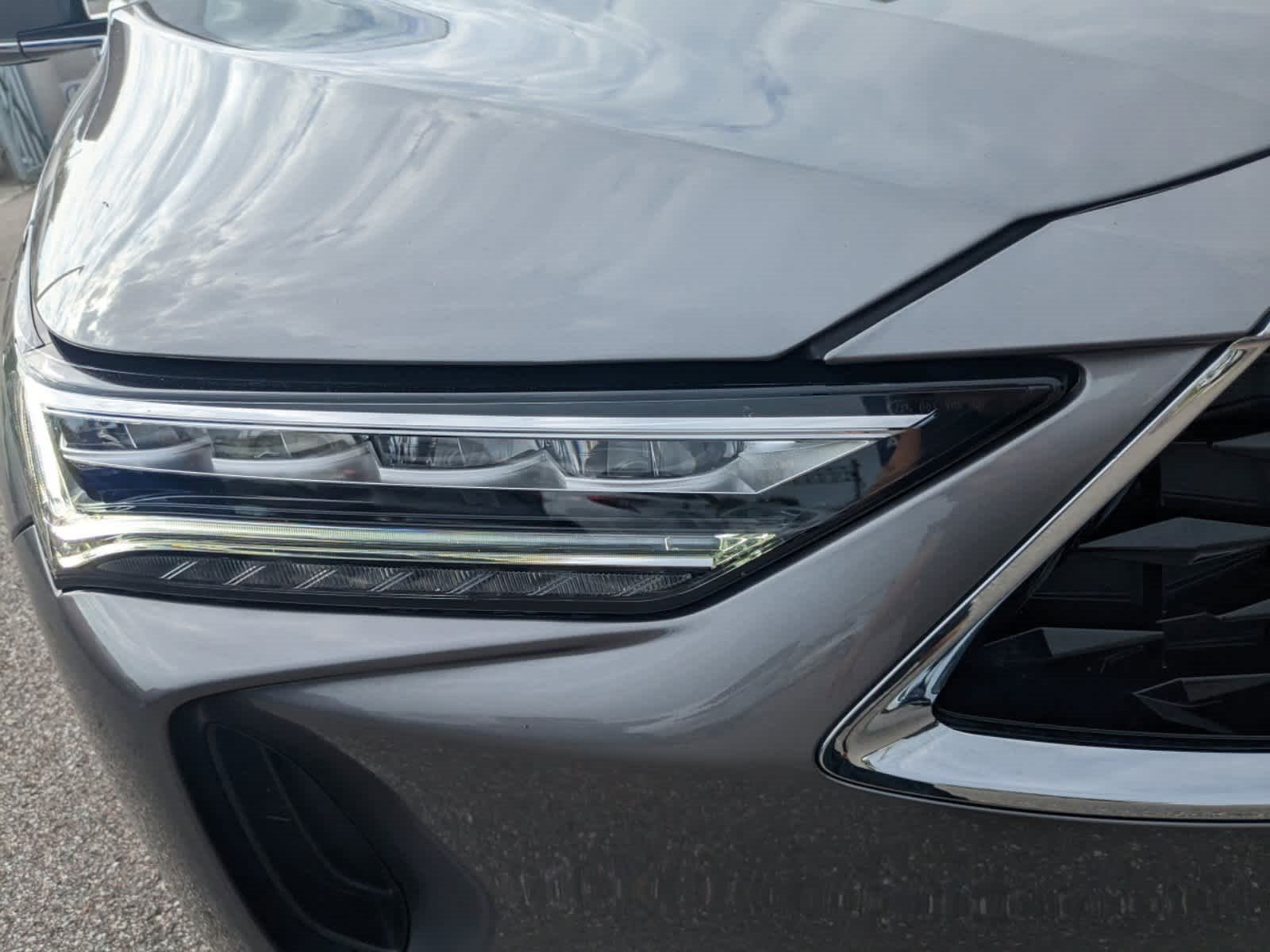 Vehicle image 41 of 62