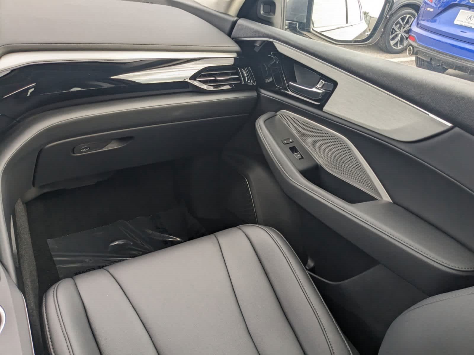Vehicle image 49 of 62