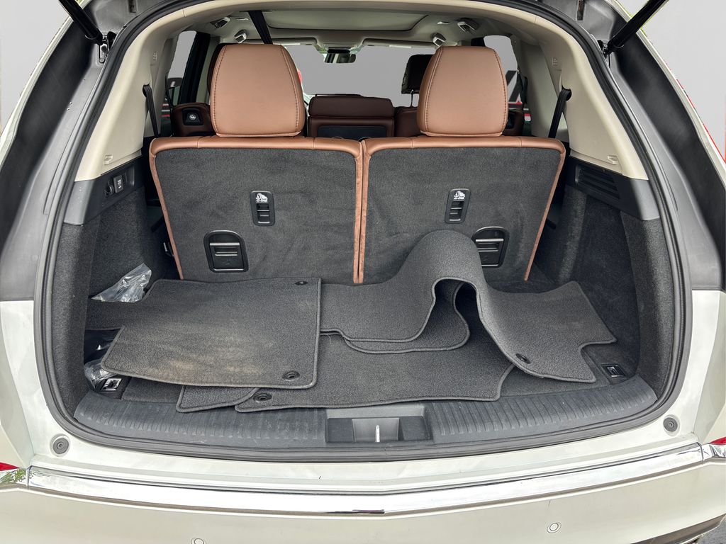 Vehicle image 11 of 36