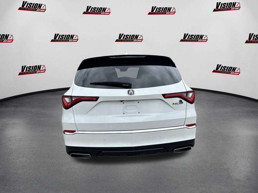 Vehicle image 6 of 36