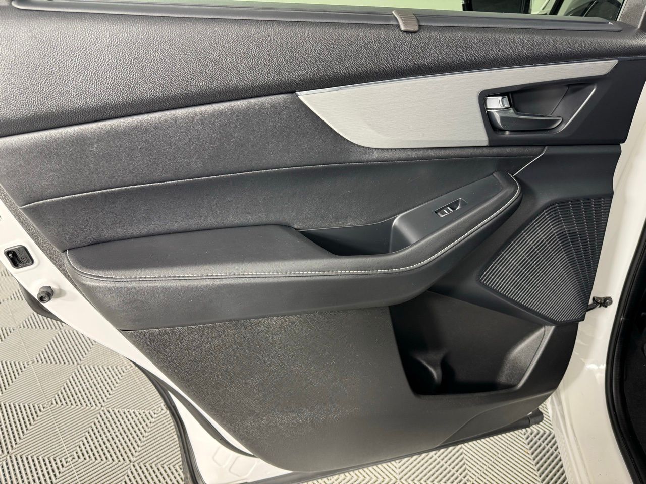 2024 Acura MDX Technology Image 23 of 35