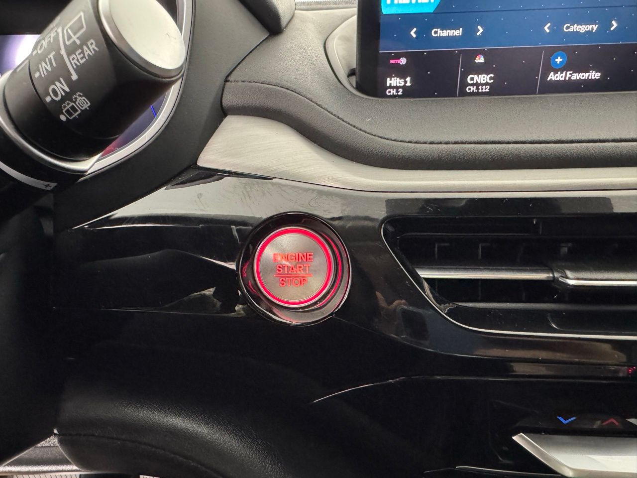 2024 Acura MDX Technology Image 32 of 35