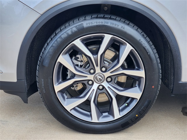 Vehicle image 8 of 23