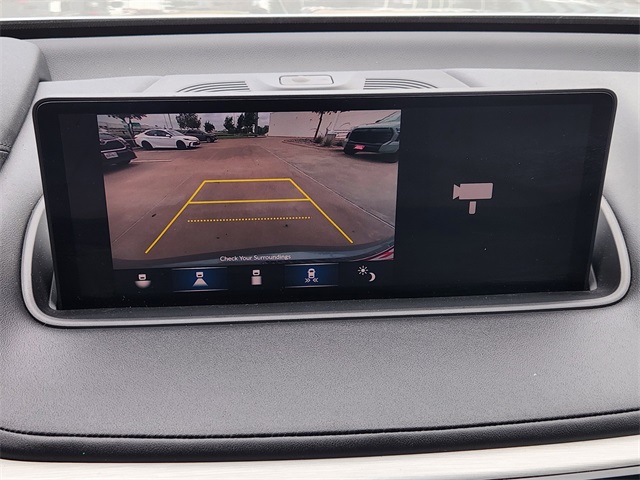Vehicle image 13 of 23