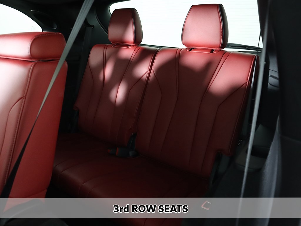 Vehicle image 21 of 76