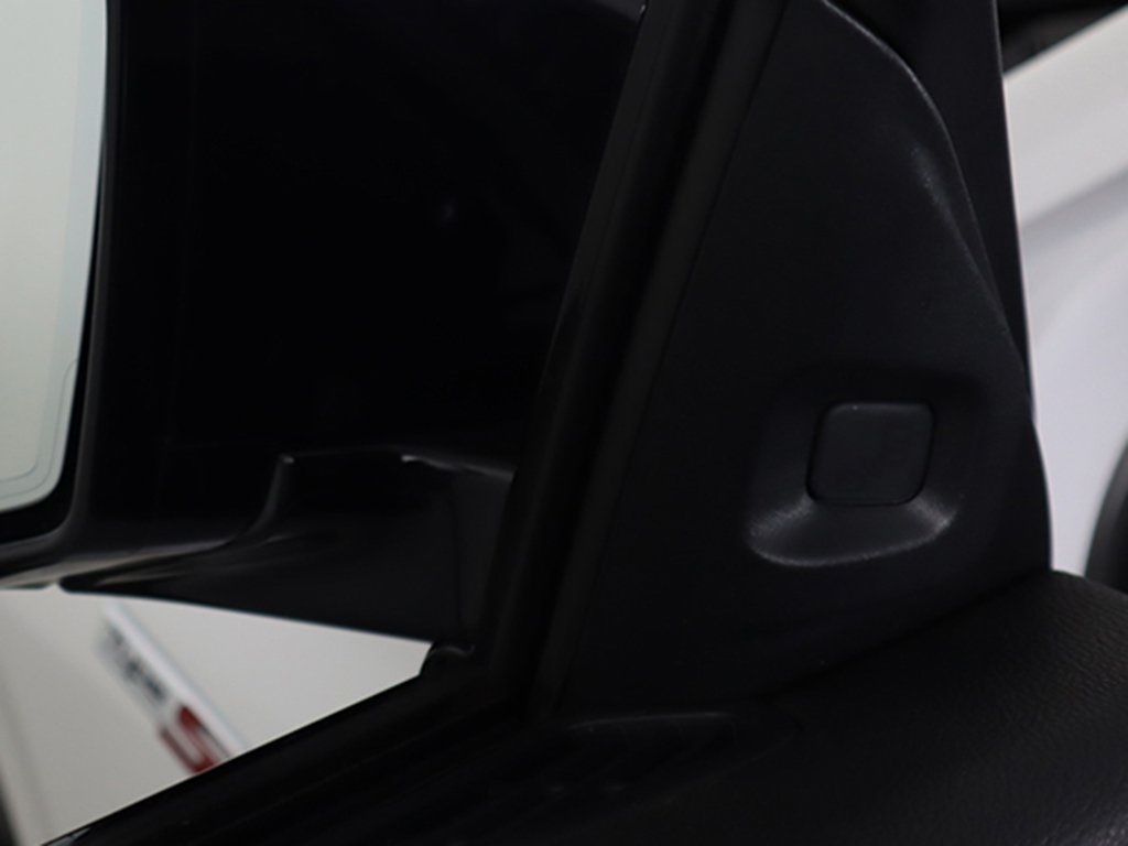 Vehicle image 44 of 76