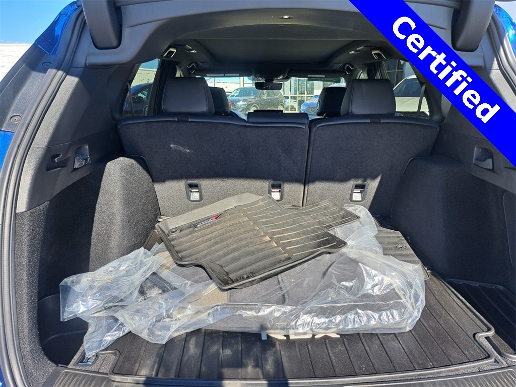 Vehicle image 27 of 39