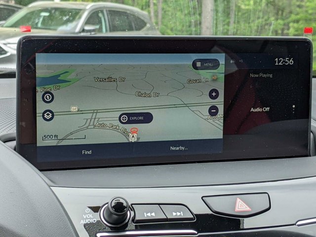 Vehicle image 12 of 31