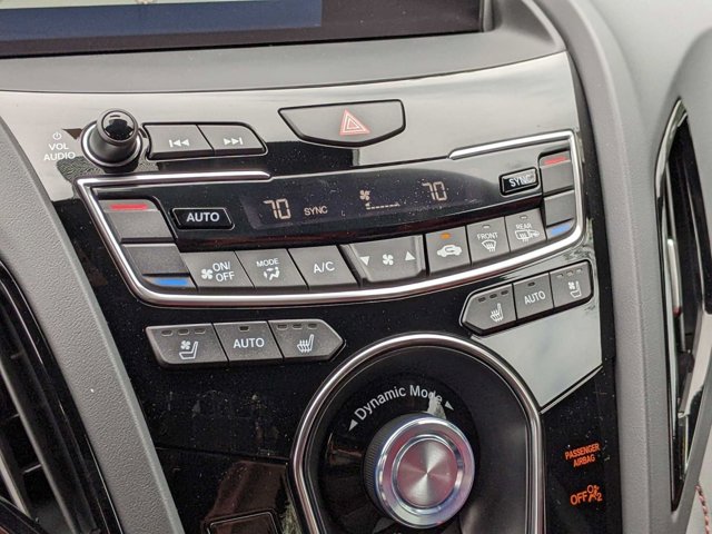 Vehicle image 14 of 31