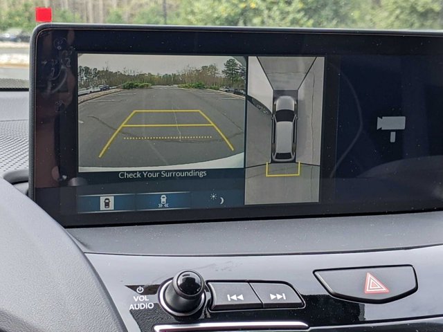 Vehicle image 15 of 32
