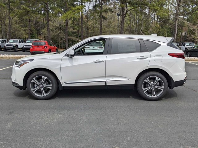 Vehicle image 8 of 32