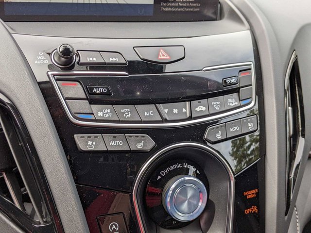 Vehicle image 14 of 32