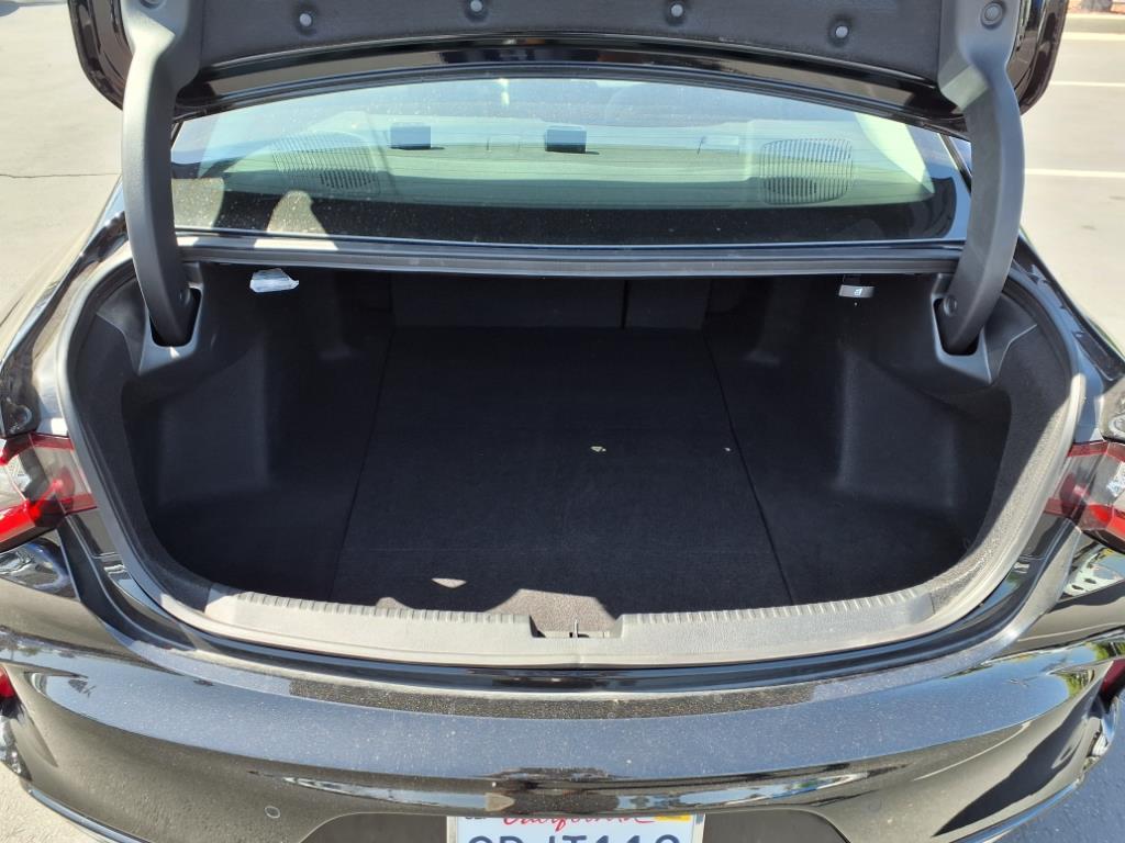 Vehicle image 10 of 26