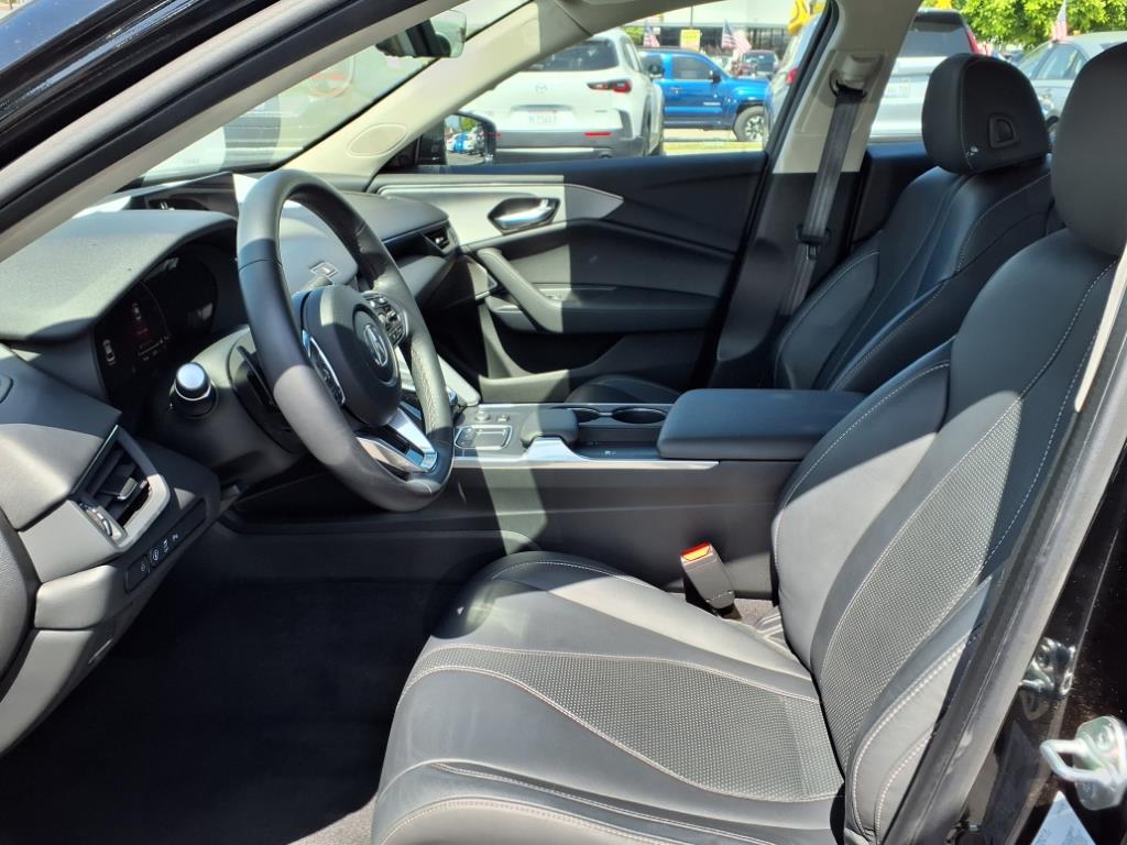 Vehicle image 12 of 26