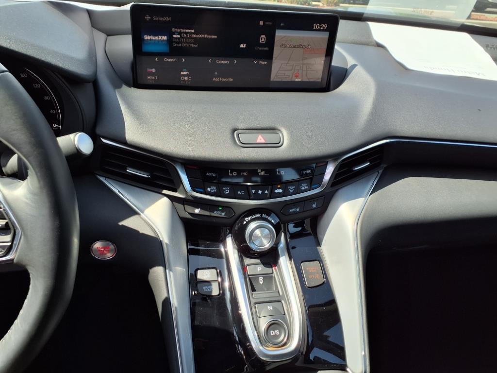 Vehicle image 15 of 26