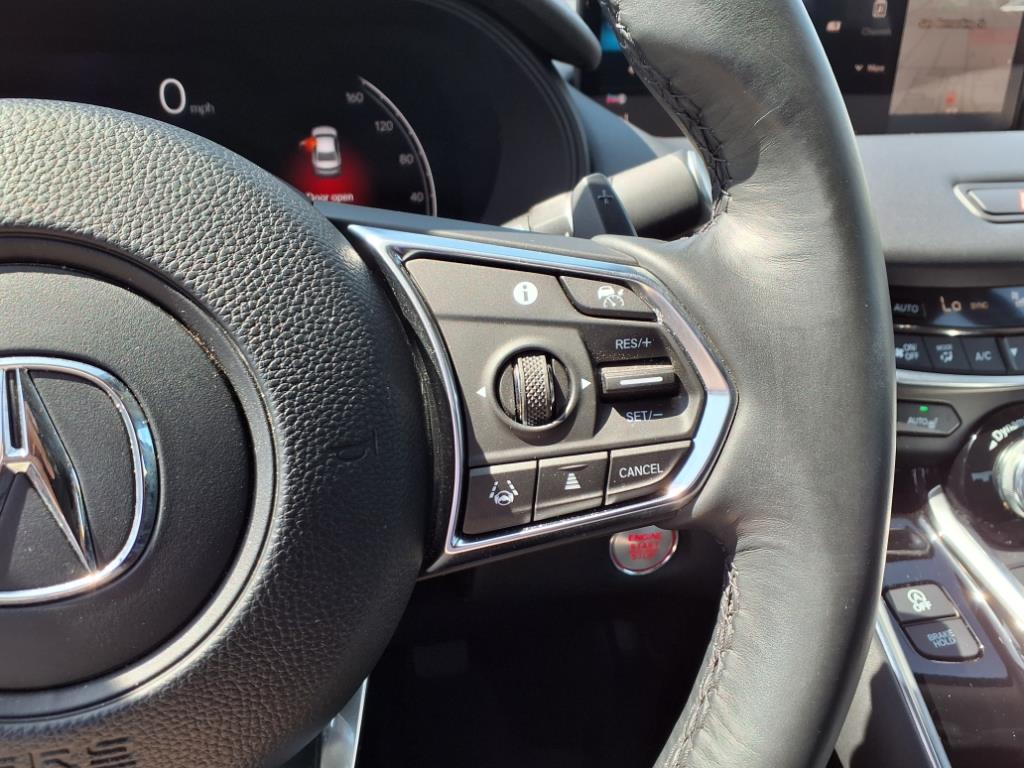 Vehicle image 16 of 26