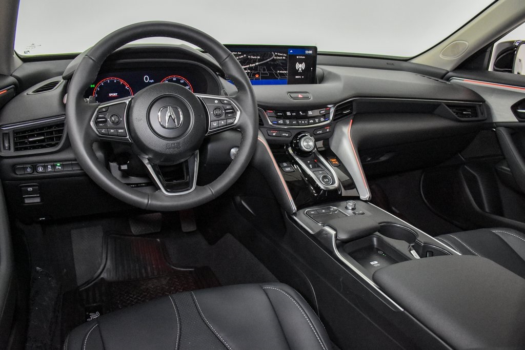 Vehicle image 10 of 33