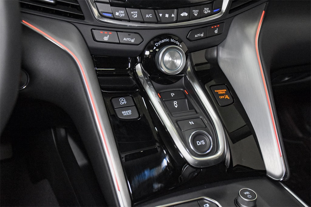 Vehicle image 26 of 33