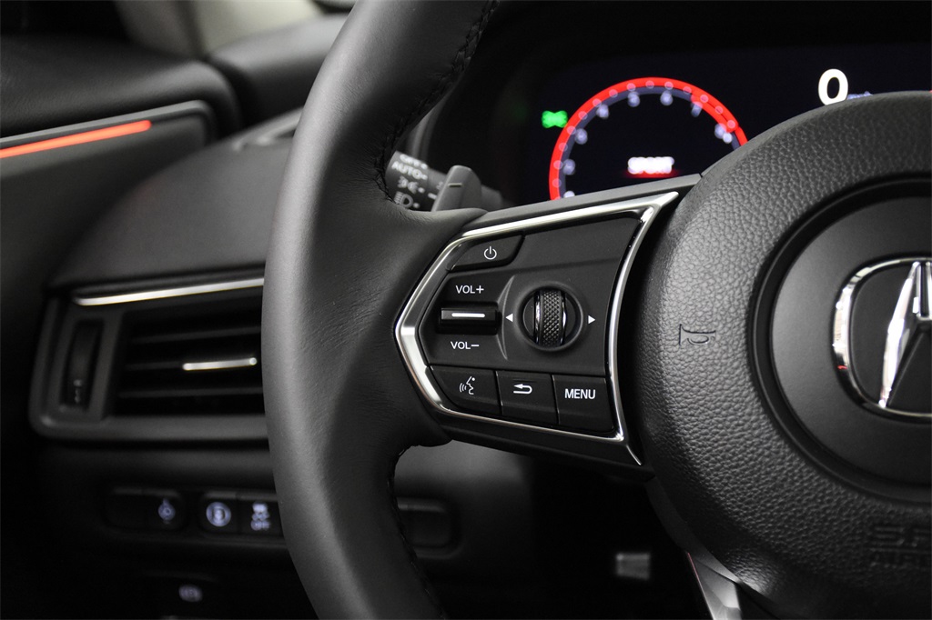 Vehicle image 17 of 33
