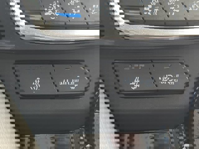 Vehicle image 23 of 31