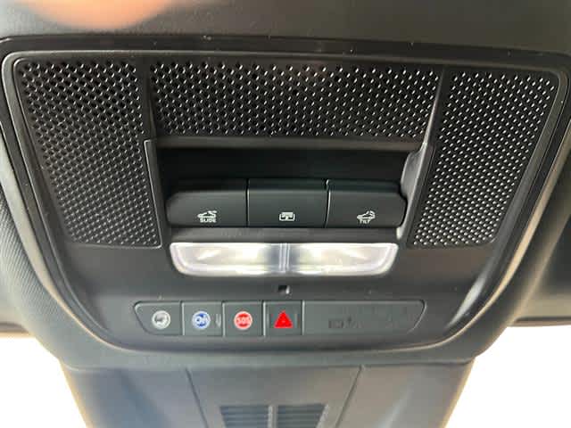 Vehicle image 20 of 41