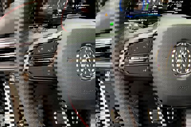 Vehicle image 8 of 20