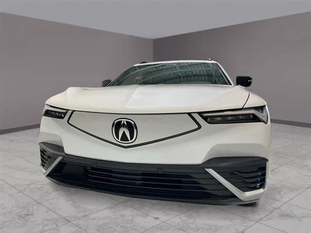 Vehicle image 4 of 40