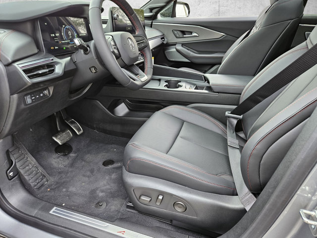 Vehicle image 6 of 13