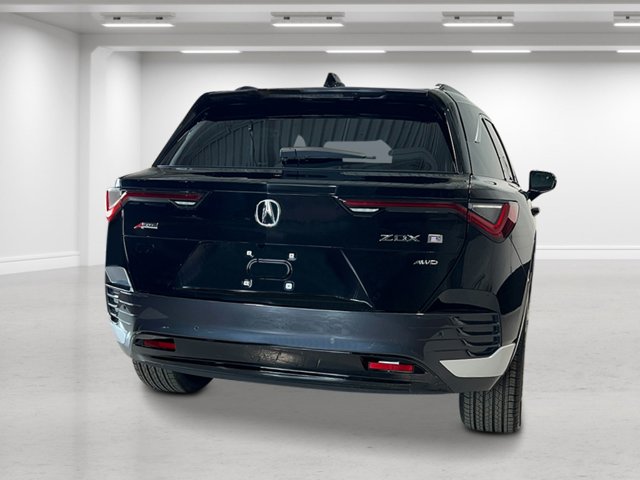 Vehicle image 8 of 40