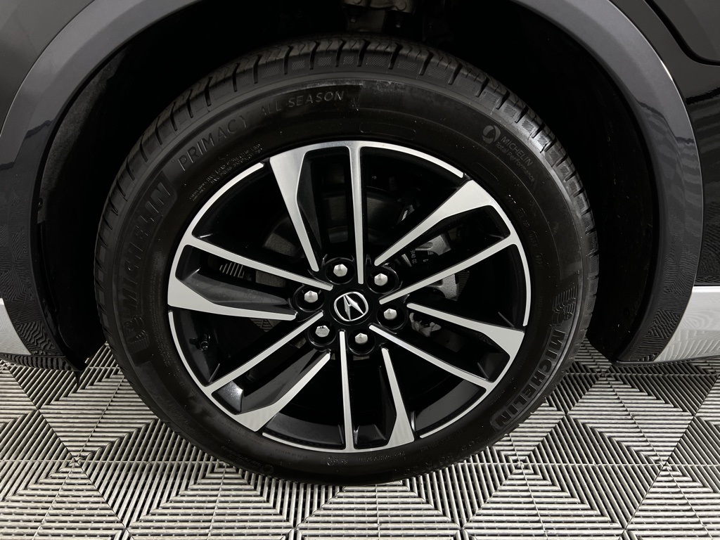 Vehicle image 13 of 62