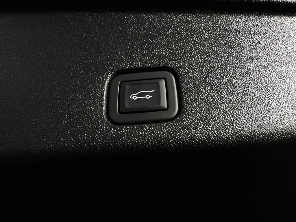 Vehicle image 29 of 62