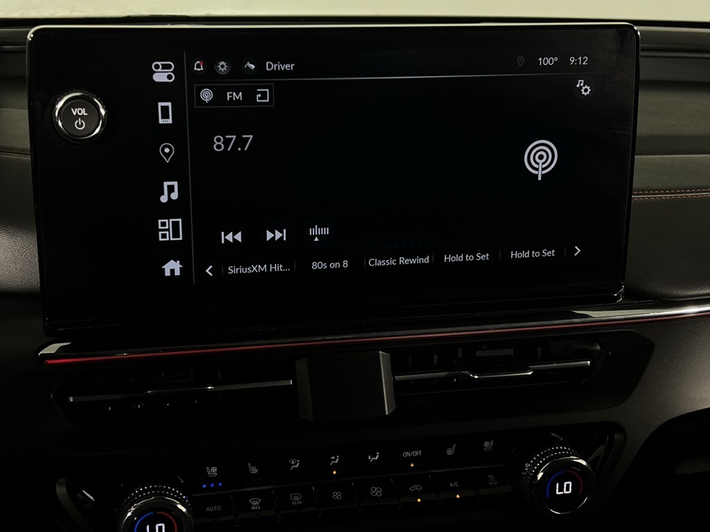 Vehicle image 18 of 62