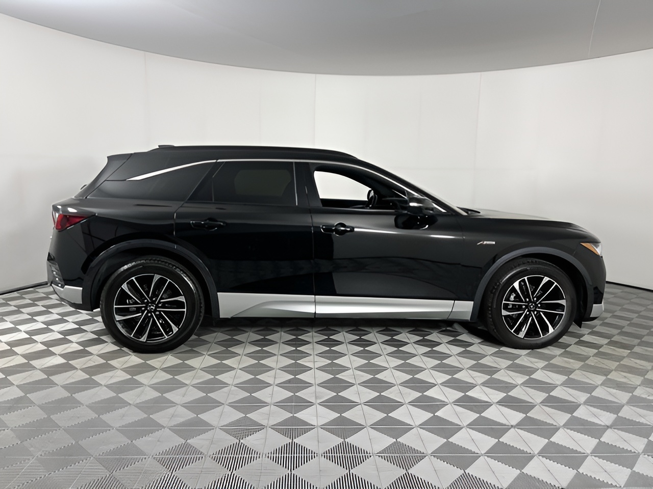 Vehicle image 56 of 62