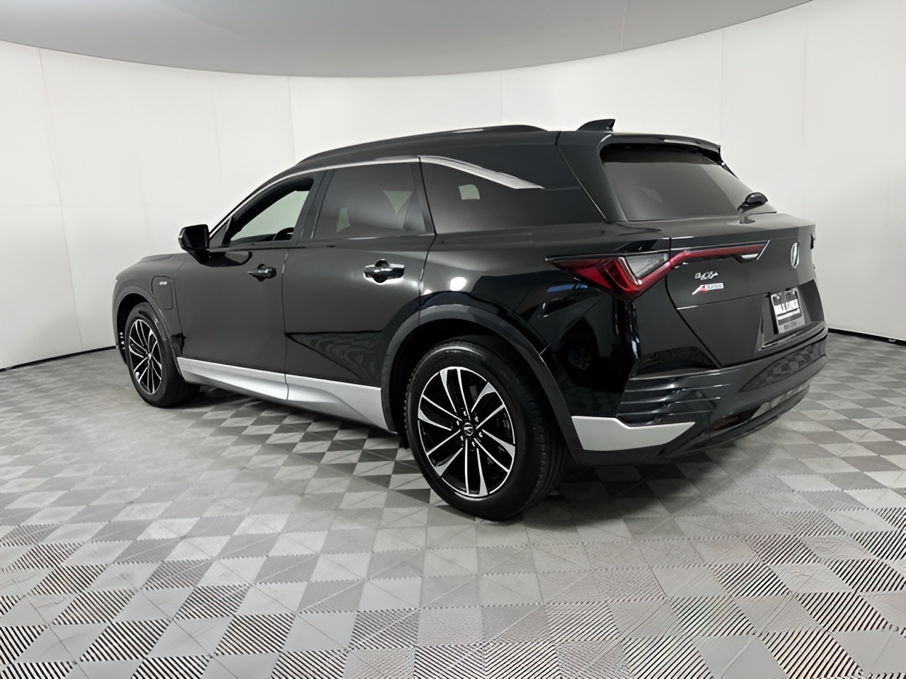 Vehicle image 60 of 62