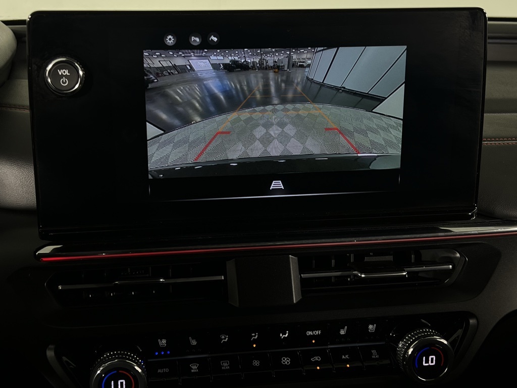 Vehicle image 20 of 62