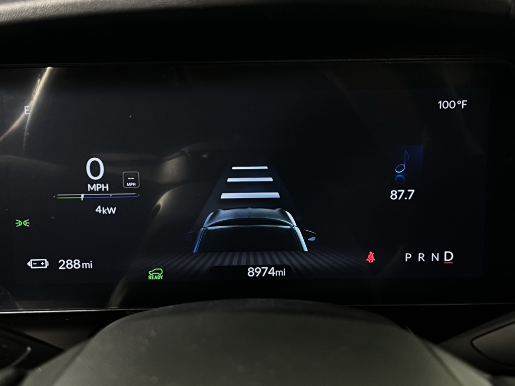 Vehicle image 16 of 62