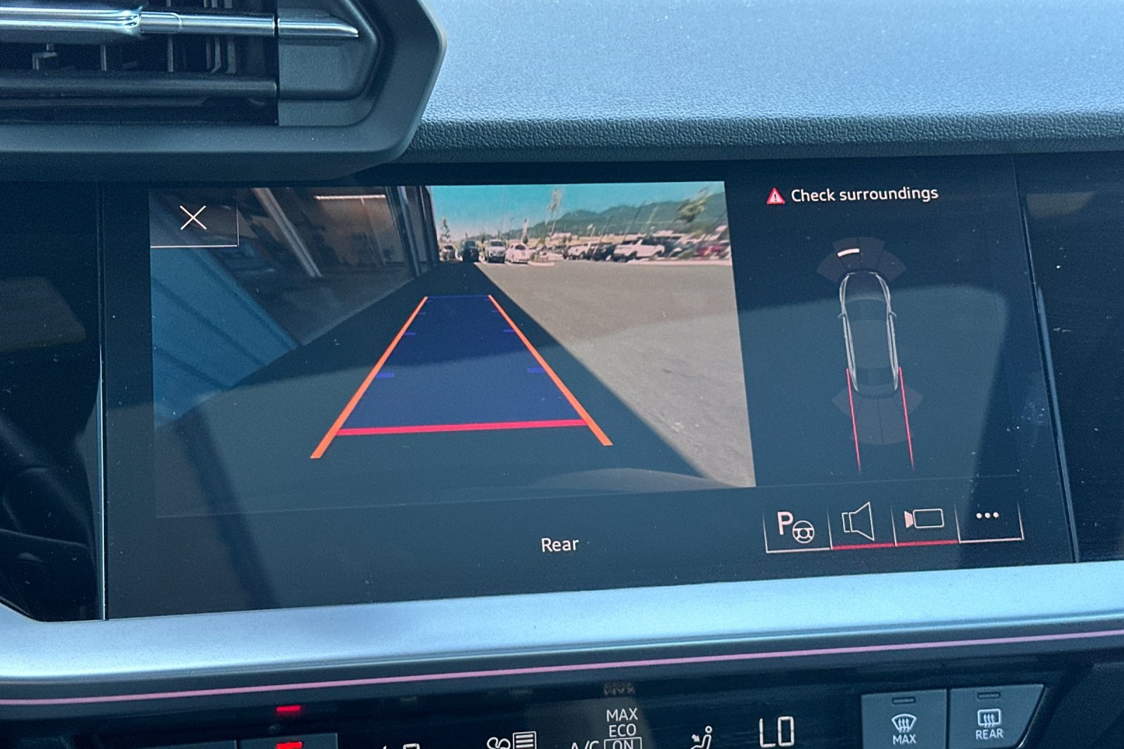 Vehicle image 20 of 34